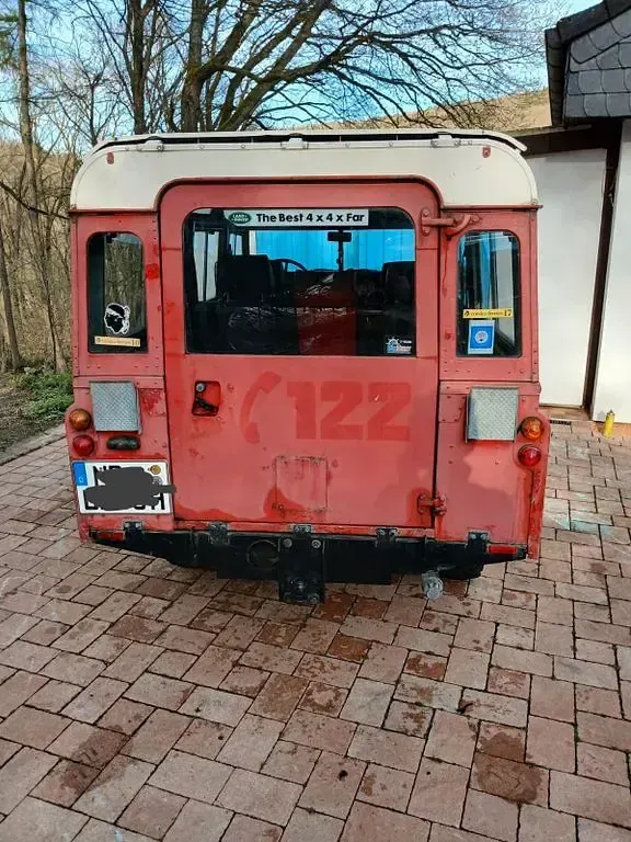 Usado Land Rover 2 69 CV (50 kW) 1970 Rojo SUV