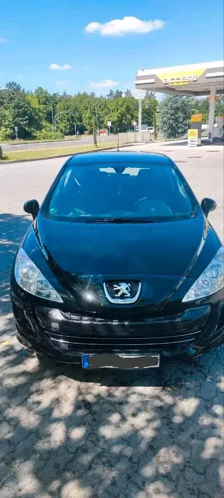 Gebraucht Peugeot 308 98 PS (72 kW) 2010 Schwarz Kleinwagen