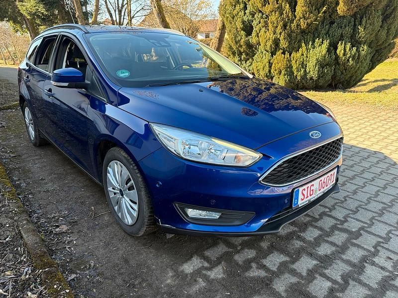 Gebraucht Ford Focus 120 PS (88 kW) 2016 Blau Kombi