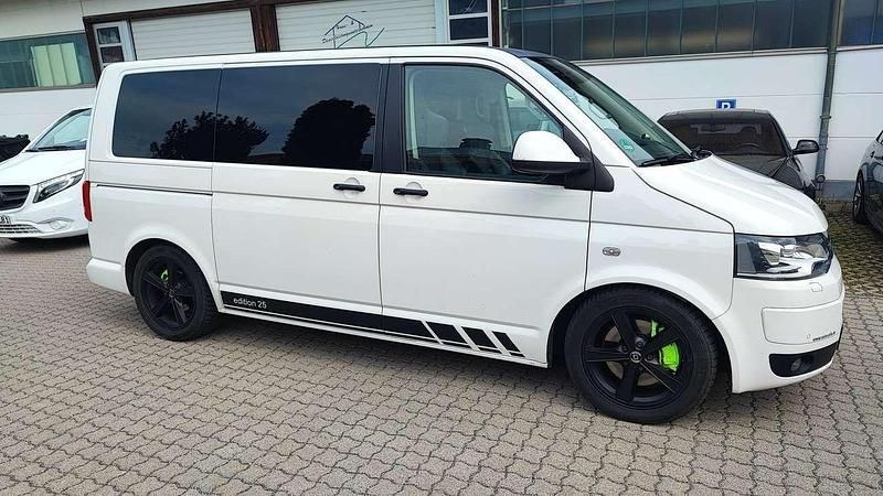Candyweiß Gebraucht 2012 VW T5 Edition Van | 21.950 € - Bild 1/4