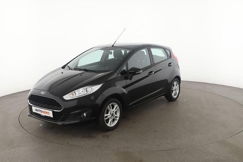 Schwarz Gebraucht 2017 Ford Fiesta Celebration Kleinwagen | 7.940 € (Guter Preis) - Bild 1/3