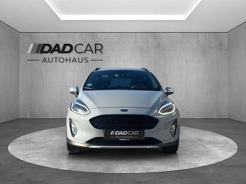 Gebraucht Ford Fiesta Active 140 PS (102 kW) 2018 Silber Limousine