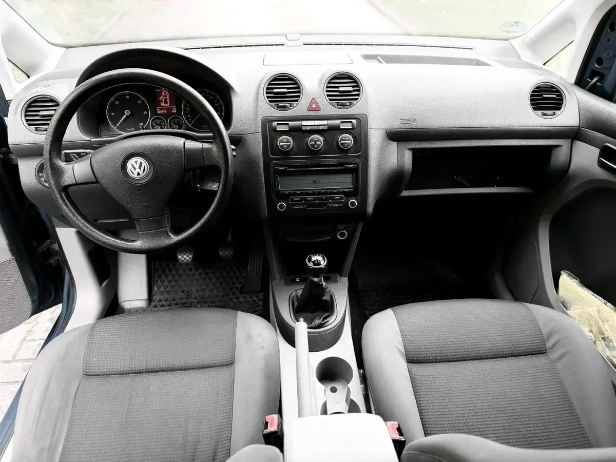 Second-hand VW Caddy Maxi Team 140 CP (102 kW) 2010 Maro Monovolum