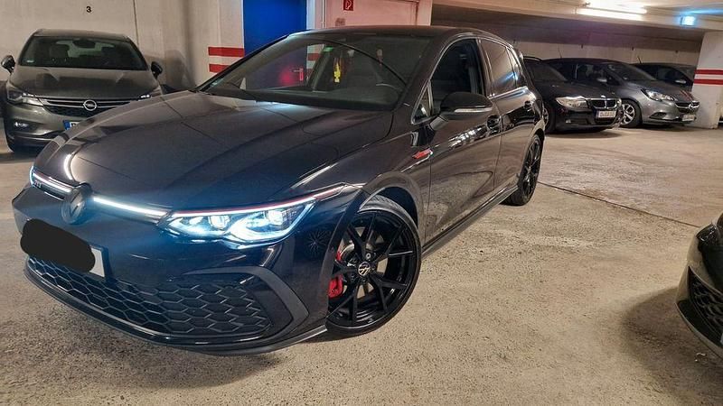 Schwarz Gebraucht 2021 VW Golf GTI Limousine | 22.999 € (Superpreis) - Bild 1/4
