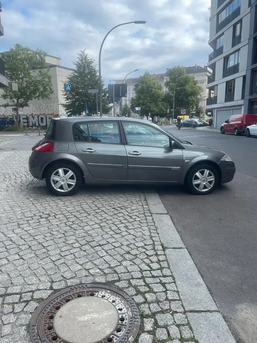 Gebraucht Renault Mégane II 101 PS (74 kW) 2005 Grau Limousine