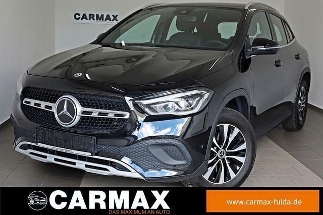 Schwarz Gebraucht 2022 Mercedes GLA200 Style SUV | 29.900 € (Guter Preis) - Bild 1/4