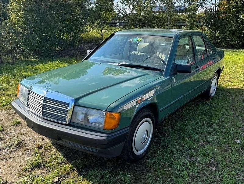 Gebraucht Mercedes 190 160 PS (117 kW) 1987 Grün Limousine