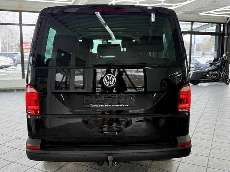 Second-hand VW Multivan Comfortline 150 CP (110 kW) 2017 Negru Monovolum