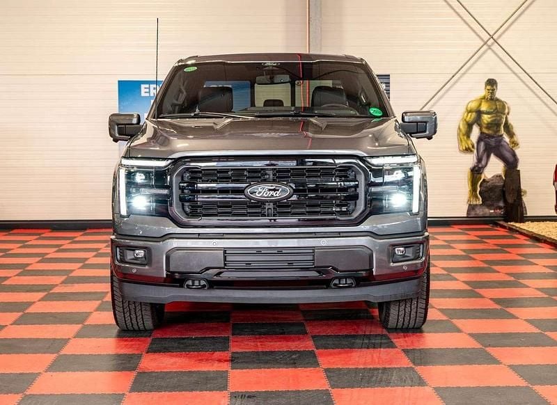 Neu Ford F-150 Lariat 405 PS (297 kW) 2026 Carbonized grey Abholung