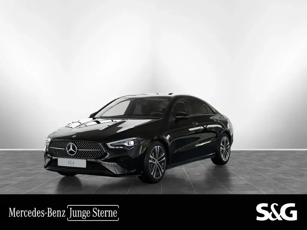 Gebraucht Mercedes CLA180 Night 136 PS (100 kW) 2025 Coupé