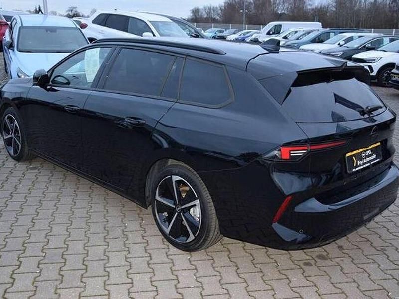 Gebraucht Opel Astra 131 PS (96 kW) 2024 Schwarz Kombi