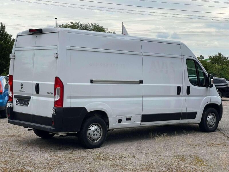 Gebraucht Peugeot Boxer S 140 PS (102 kW) 2021 Kaolin weiß Van