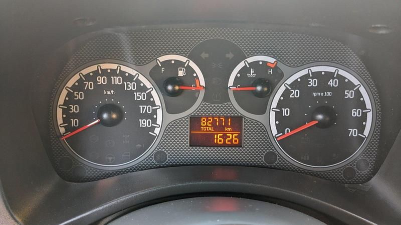 Gebraucht Fiat Panda 69 PS (50 kW) 2011 Violet Kleinwagen