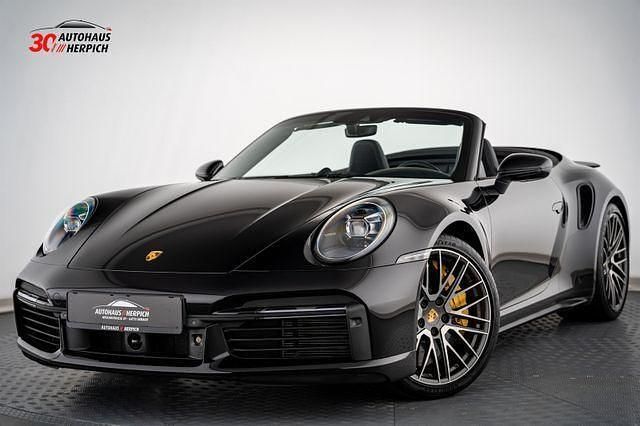 Tiefschwarzmetallic Gebraucht 2024 Porsche 992 Cabrio | 249.992 € (Fairer Preis) - Bild 1/4