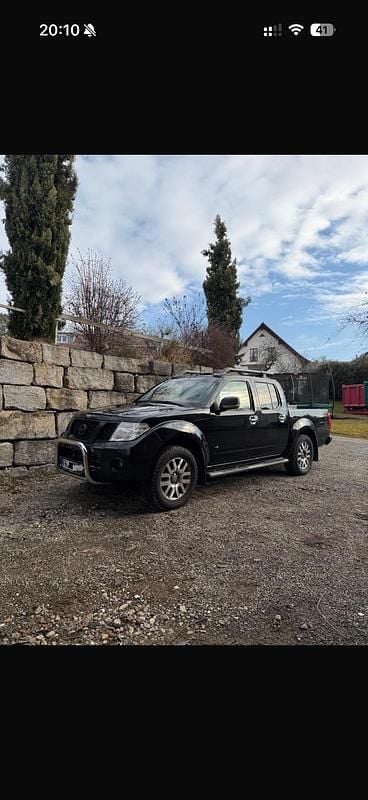Gebraucht Nissan Navara 231 PS (169 kW) 2010 Schwarz Pickup