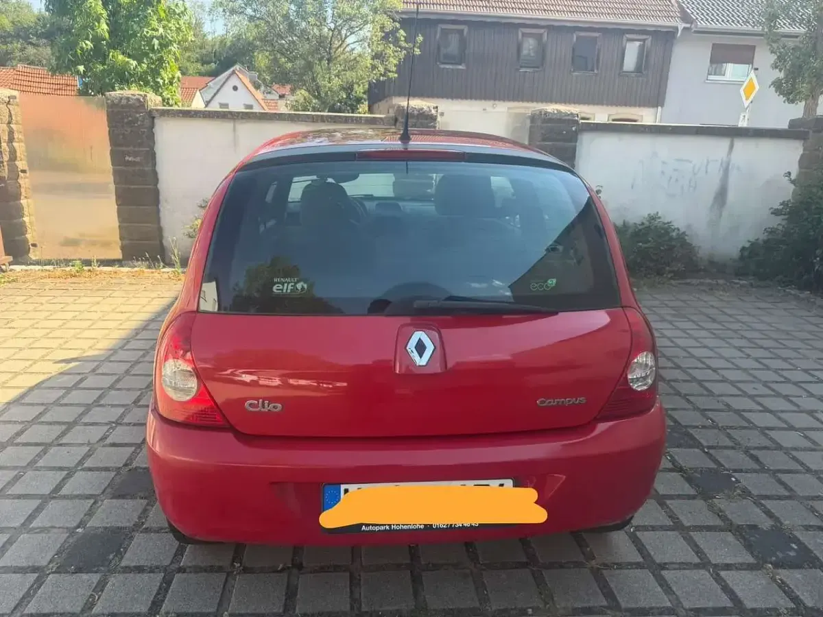 Gebraucht Renault Clio Night&Day 75 PS (55 kW) 2010 Kleinwagen