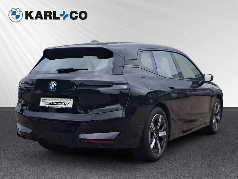 Gebraucht BMW iX Sport Line 239 kW (326 PS) 2022 Schwarz SUV