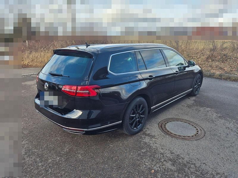 Gebraucht VW Passat Highline 190 PS (139 kW) 2019 Schwarz Kombi