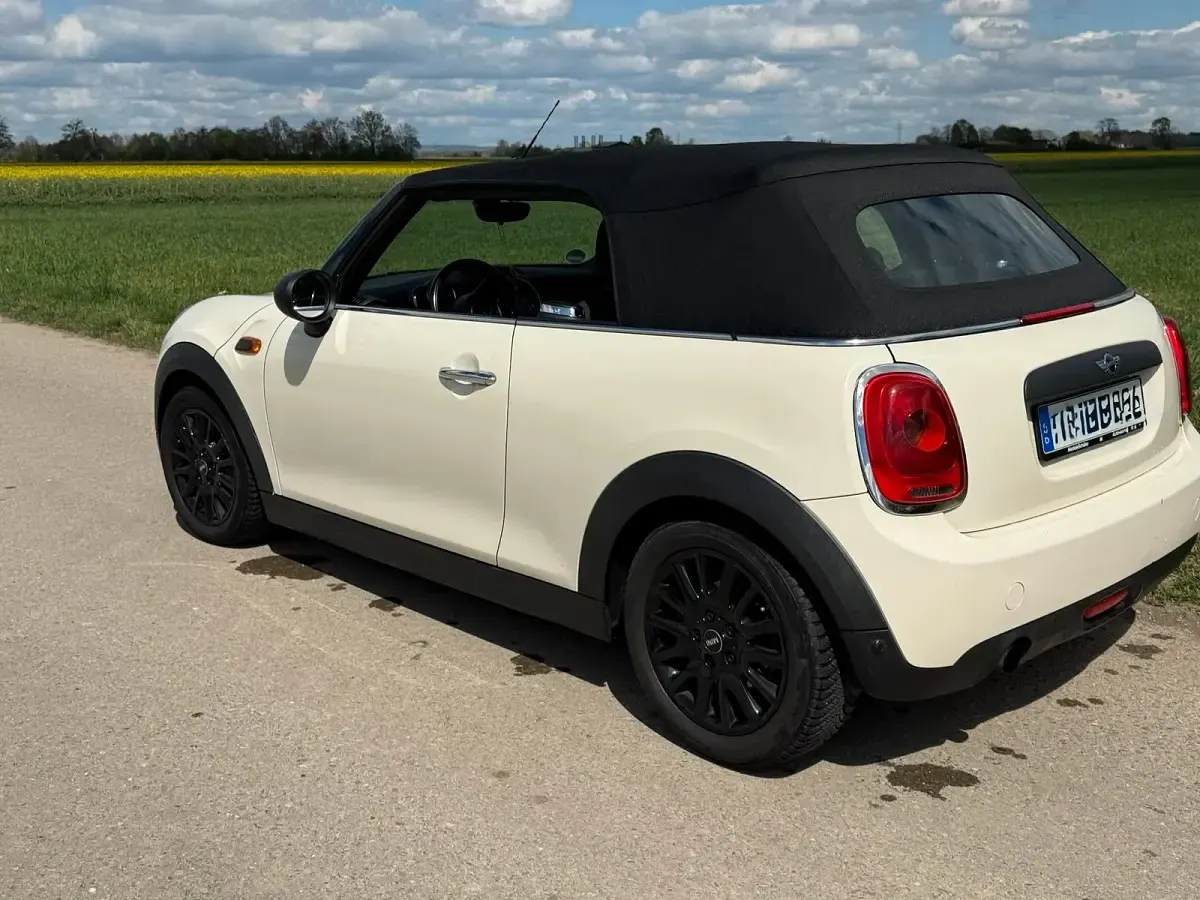Gebraucht Mini One Cabriolet 102 PS (75 kW) 2016 Andere farben Cabrio