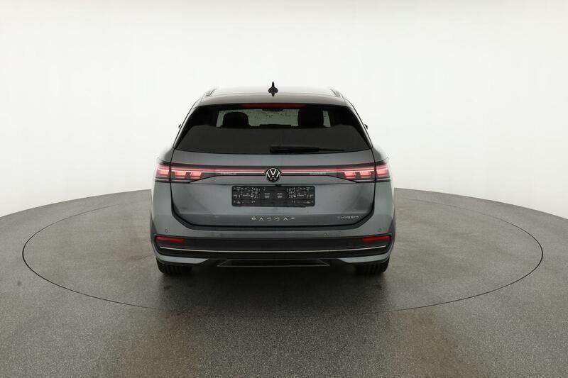 Diabasgrau metallic Neu 2025 VW Passat Pro Kombi | 47.995 € (Fairer Preis) - Bild 1/4