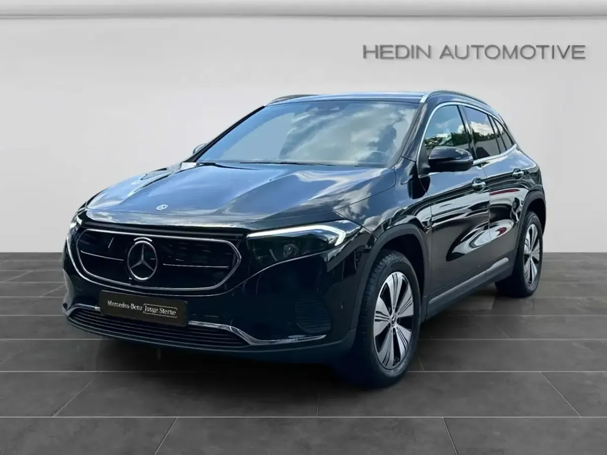 Gebraucht Mercedes EQA250+ Progressive 139 kW (190 PS) 2022 Schwarz SUV