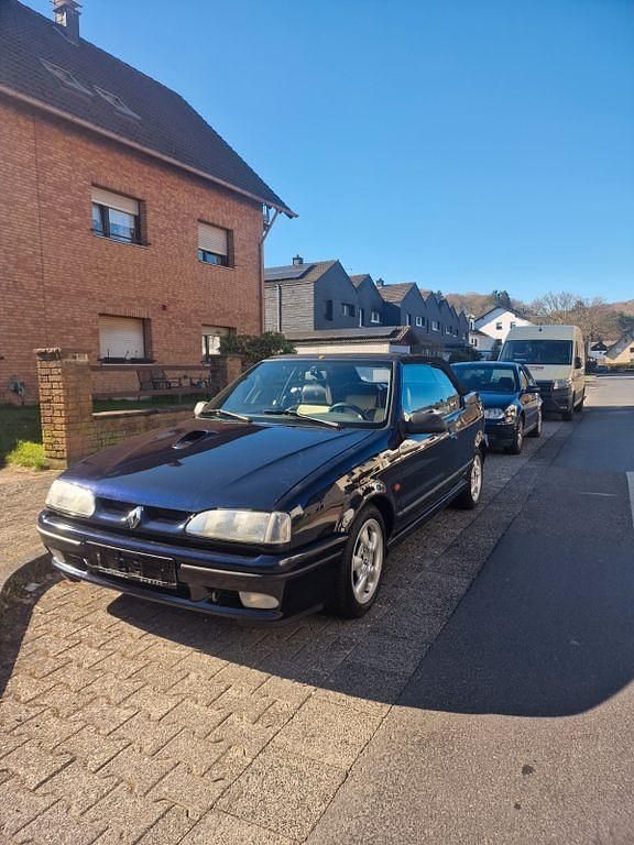 Gebraucht Renault 19 135 PS (99 kW) 1993 Blau Cabrio