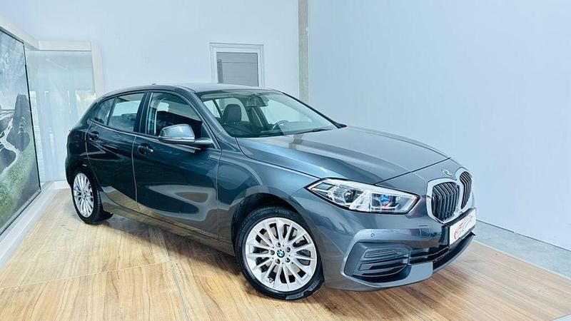 Gebraucht BMW 120 Advantage 190 PS (139 kW) 2020 Grau Kleinwagen