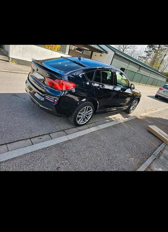 Schwarz Gebraucht 2017 BMW X4 M Sport SUV | 26.500 € (Fairer Preis) - Bild 1/4