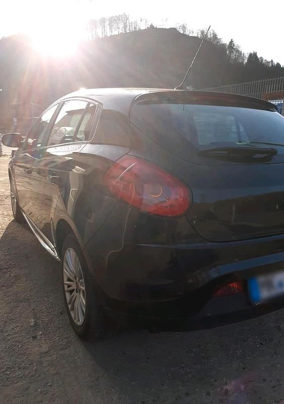 Gebraucht Fiat Bravo 90 PS (66 kW) 2008 Schwarz Kleinwagen