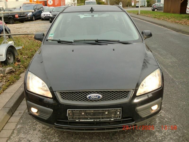 Gebraucht Ford Focus Fun X 101 PS (74 kW) 2006 Blau Limousine