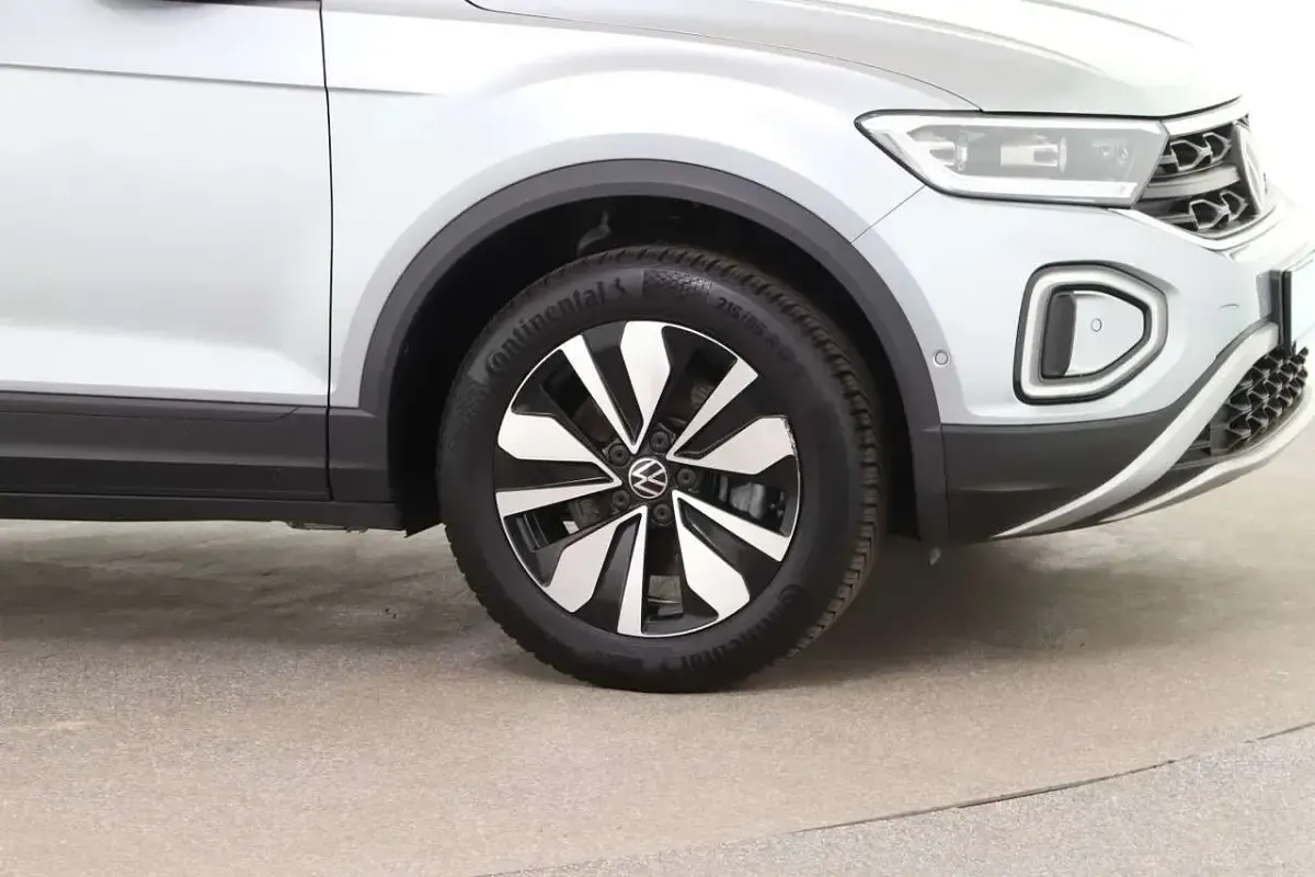 Gebraucht VW T-Roc Goal 150 PS (110 kW) 2025 Silber SUV