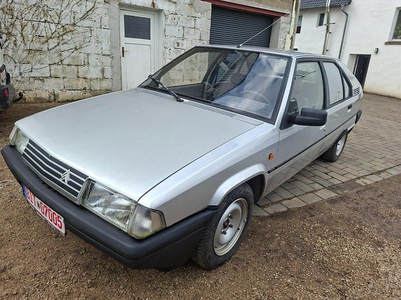 Gebraucht Citroën BX 70 PS (51 kW) 1988 Silber Limousine