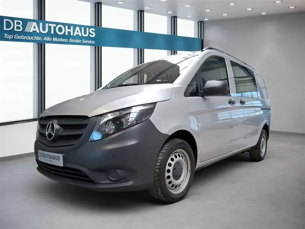 Gebraucht Mercedes Vito 136 PS (100 kW) 2022 Van