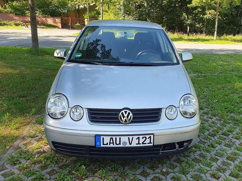 Silber Gebraucht 2004 VW Polo Kleinwagen | 1.580 € (Fairer Preis) - Bild 1/4