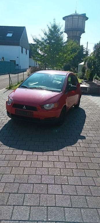 Rot Gebraucht 2012 Mitsubishi Colt Limousine | 2.555 € (Fairer Preis) - Bild 1/4