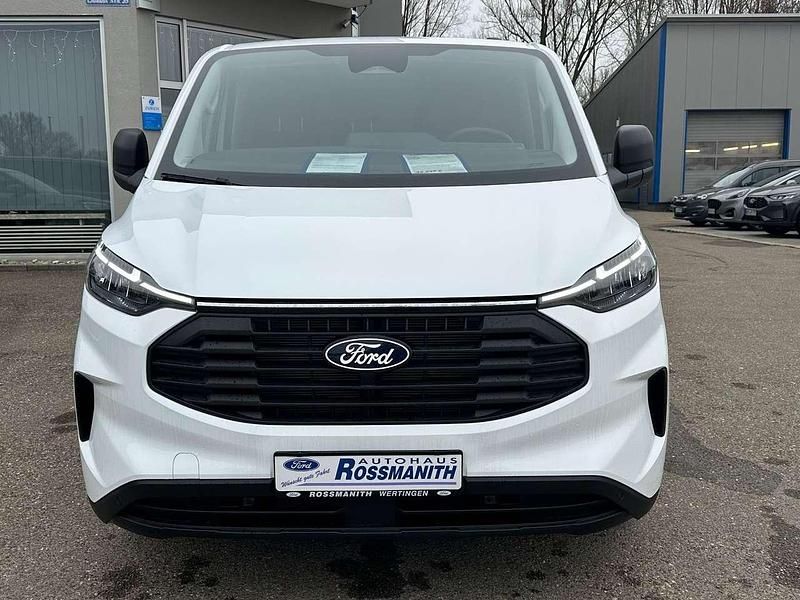 Neu Ford Transit Custom Trend 136 PS (100 kW) 2025 Weiß Van / Kleinbus