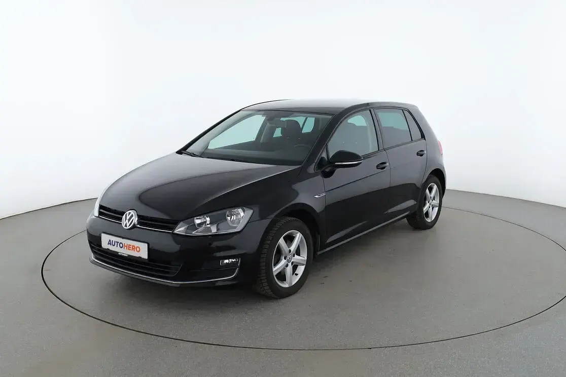 Gebraucht VW Golf VII LOUNGE 2015 Limousine