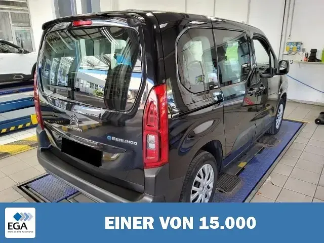 Gebraucht Citroën e-C3 Feel 100 kW (136 PS) 2023 Schwarz metallic