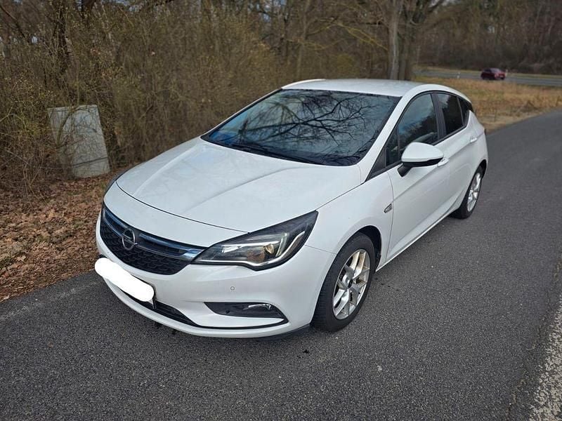 Gebraucht Opel Astra 136 PS (100 kW) 2015 Weiß Limousine