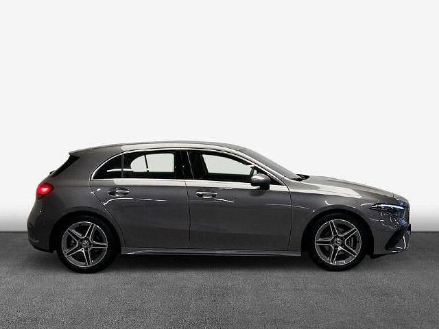 Gebraucht Mercedes A200 Advanced Plus 163 PS (119 kW) 2024 Grau Limousine