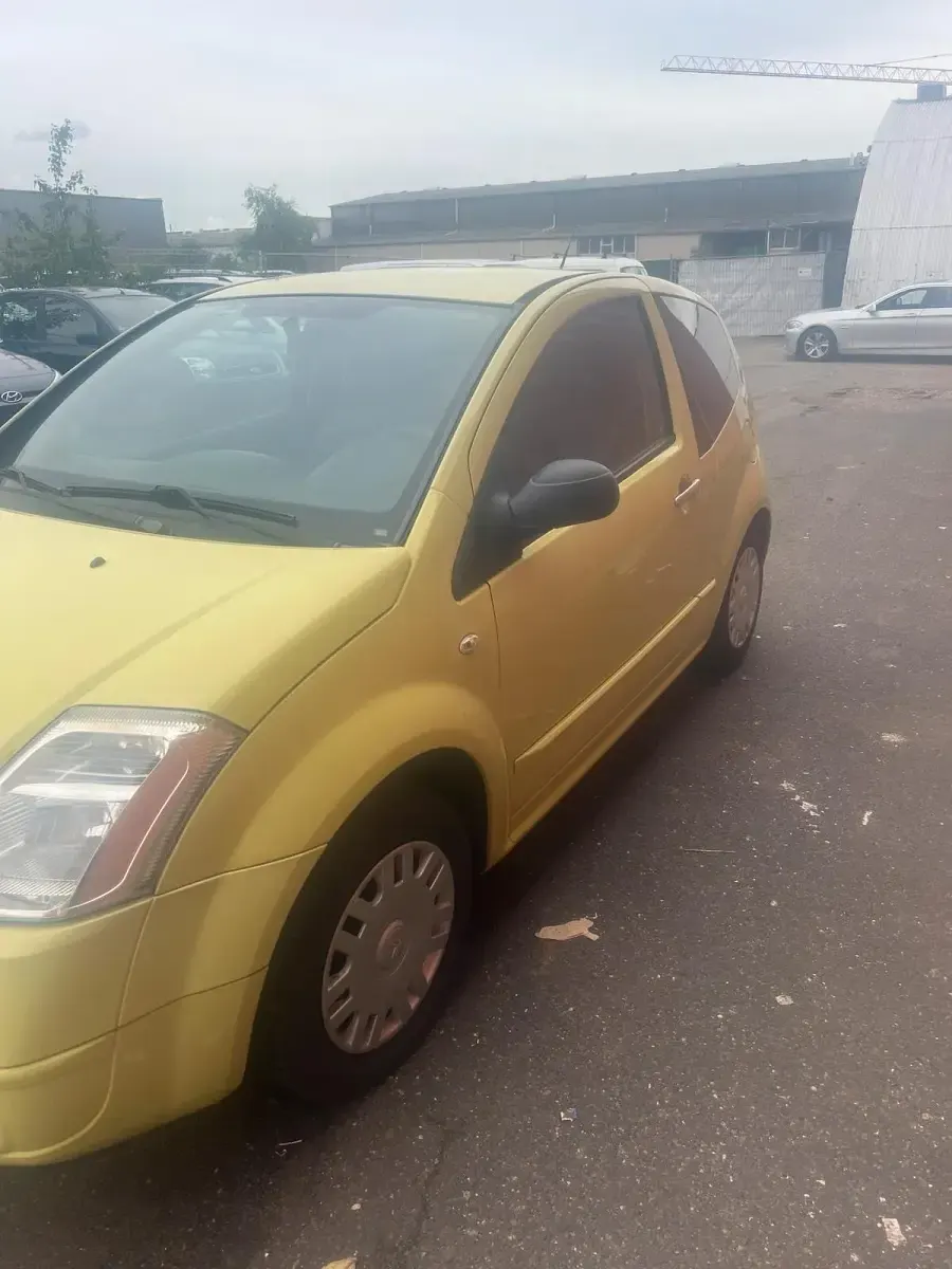 Gebraucht Citroën C2 70 PS (51 kW) 2006 Gelb Kleinwagen