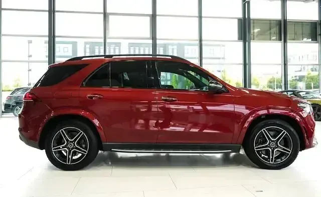Gebraucht Mercedes GLE400 AMG line 330 PS (242 kW) 2020 Rot SUV