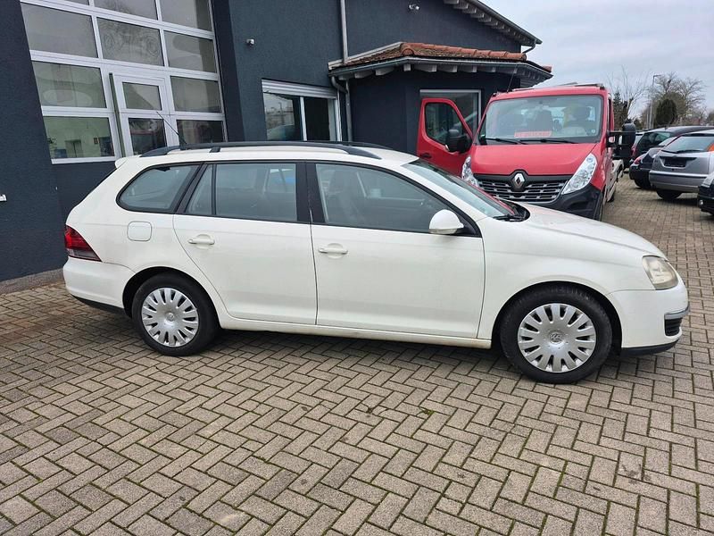 Gebraucht VW Golf V 105 PS (77 kW) 2007 Weiß Kombi