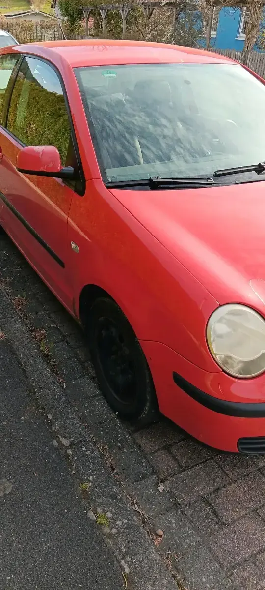 Używany VW Polo 63 KM (46 kW) 2002 Czerwony Hatchback
