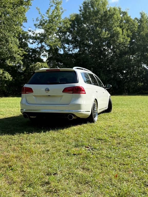 Gebraucht VW Passat Exclusive 299 PS (219 kW) 2014 Weiß Kombi