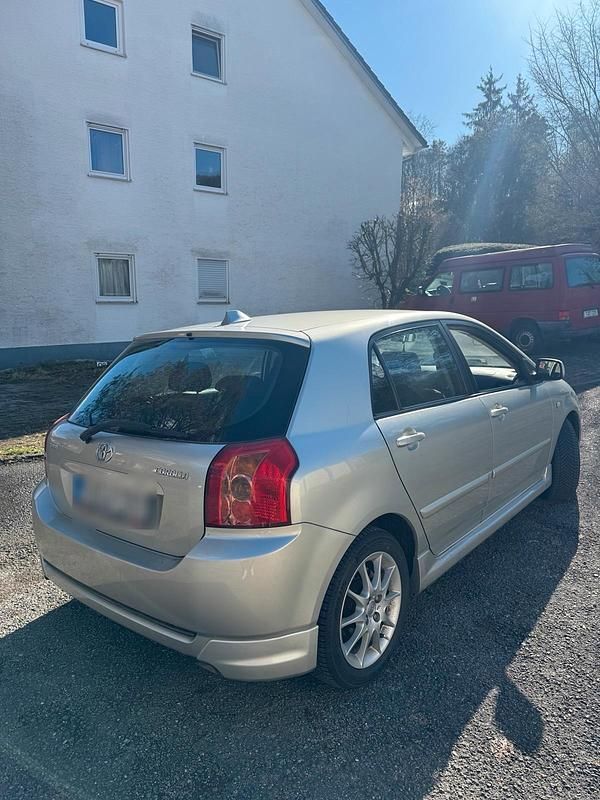 Gebraucht Toyota Corolla 110 PS (80 kW) 2006 Grau Kleinwagen