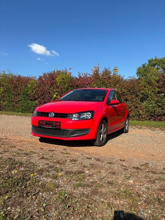 Rot Gebraucht 2010 VW Polo Trendline Kleinwagen | 2.499 € (Superpreis) - Bild 1/4