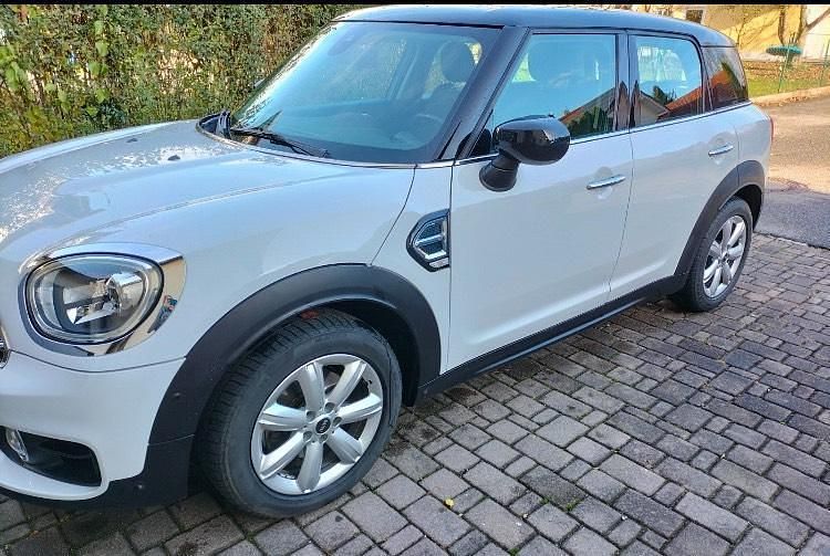 Gebraucht Mini Countryman 136 PS (100 kW) 2019 Weiß SUV