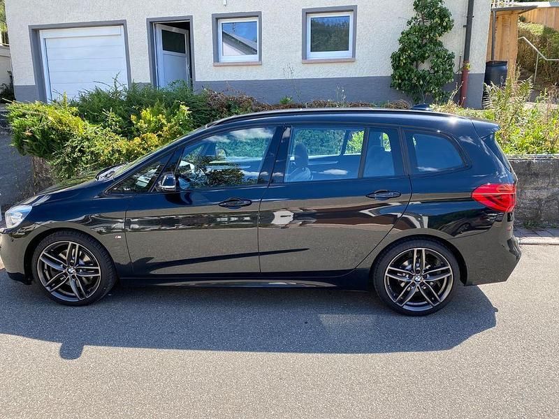 Usata BMW 220 Performance 190 CV (139 kW) 2016 Nero Monovolume