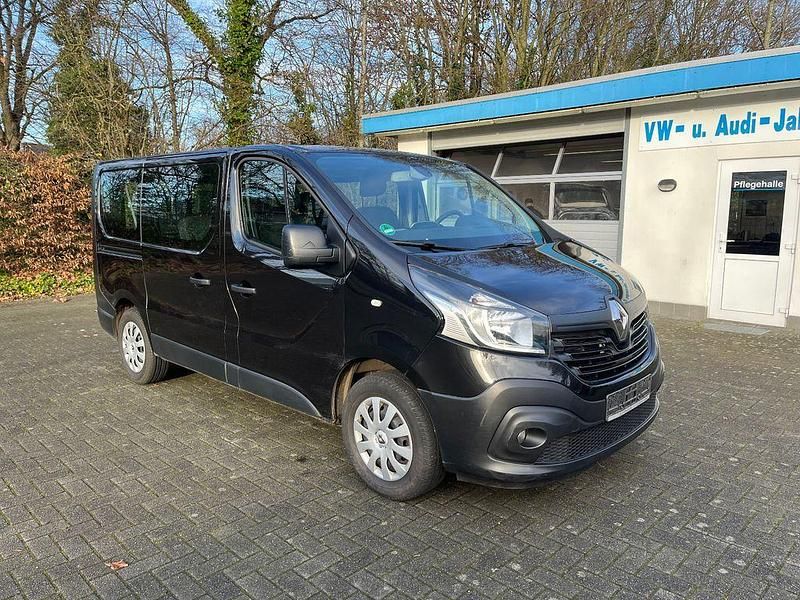 Schwarz Gebraucht 2015 Renault Trafic Expression Van / Kleinbus | 9.900 € (Superpreis) - Bild 1/4